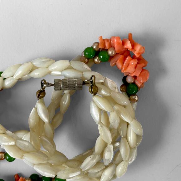 Vintage 60s Coral Mother of Pearl Triple Strand Necklace Choker Collar Seashell - Picture 6 of 6
